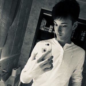 Meet your Posher, Brady